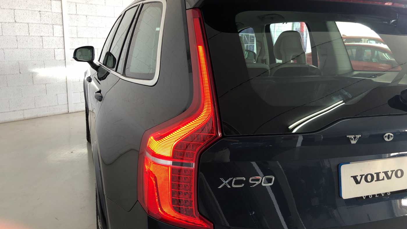 Volvo  XC90 Plus, B5 AWD Semihíbrido, Gasolina, Bright, 7 Plazas