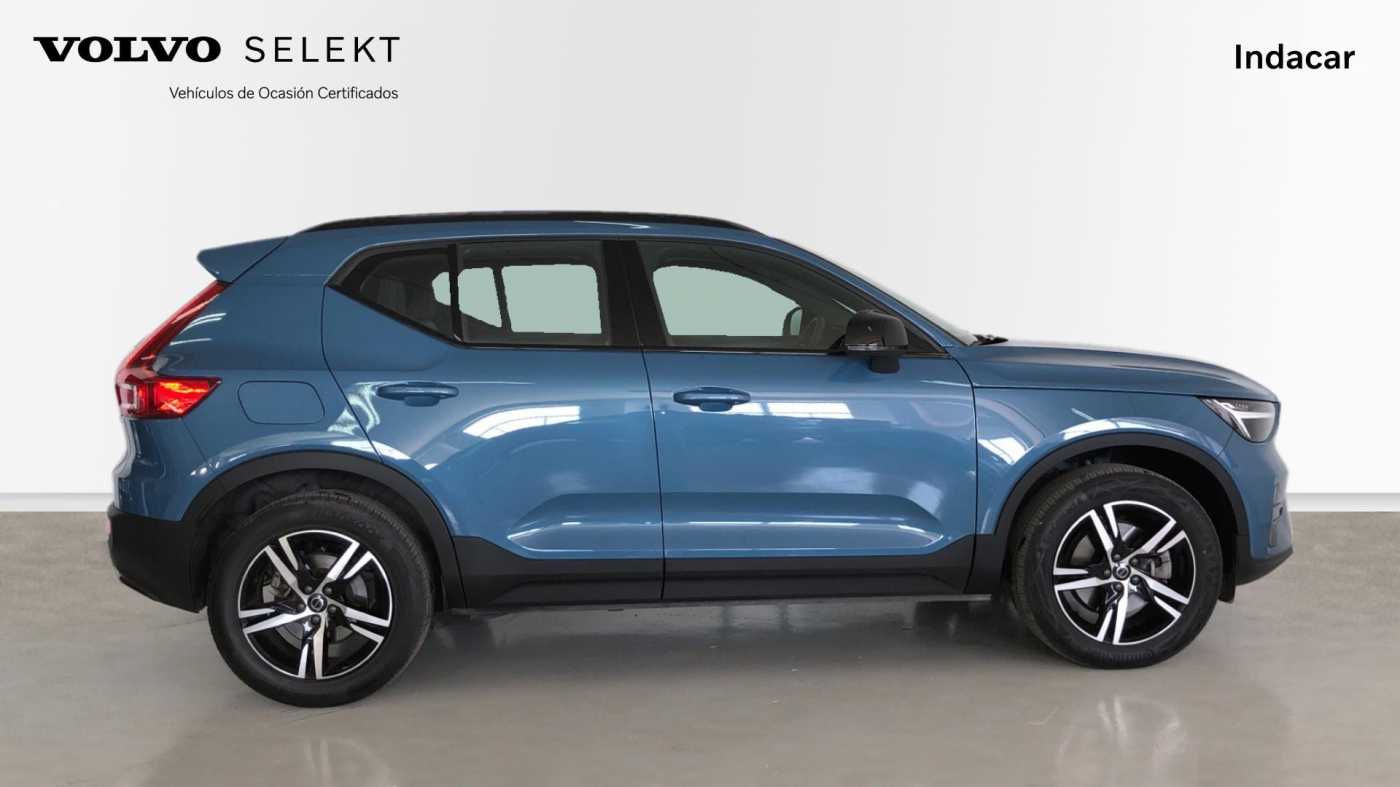 Volvo  XC40 Plus, B3 mild hybrid, Gasolina, Dark