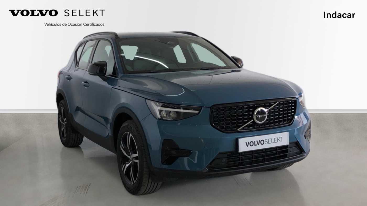 Volvo  XC40 Plus, B3 mild hybrid, Gasolina, Dark