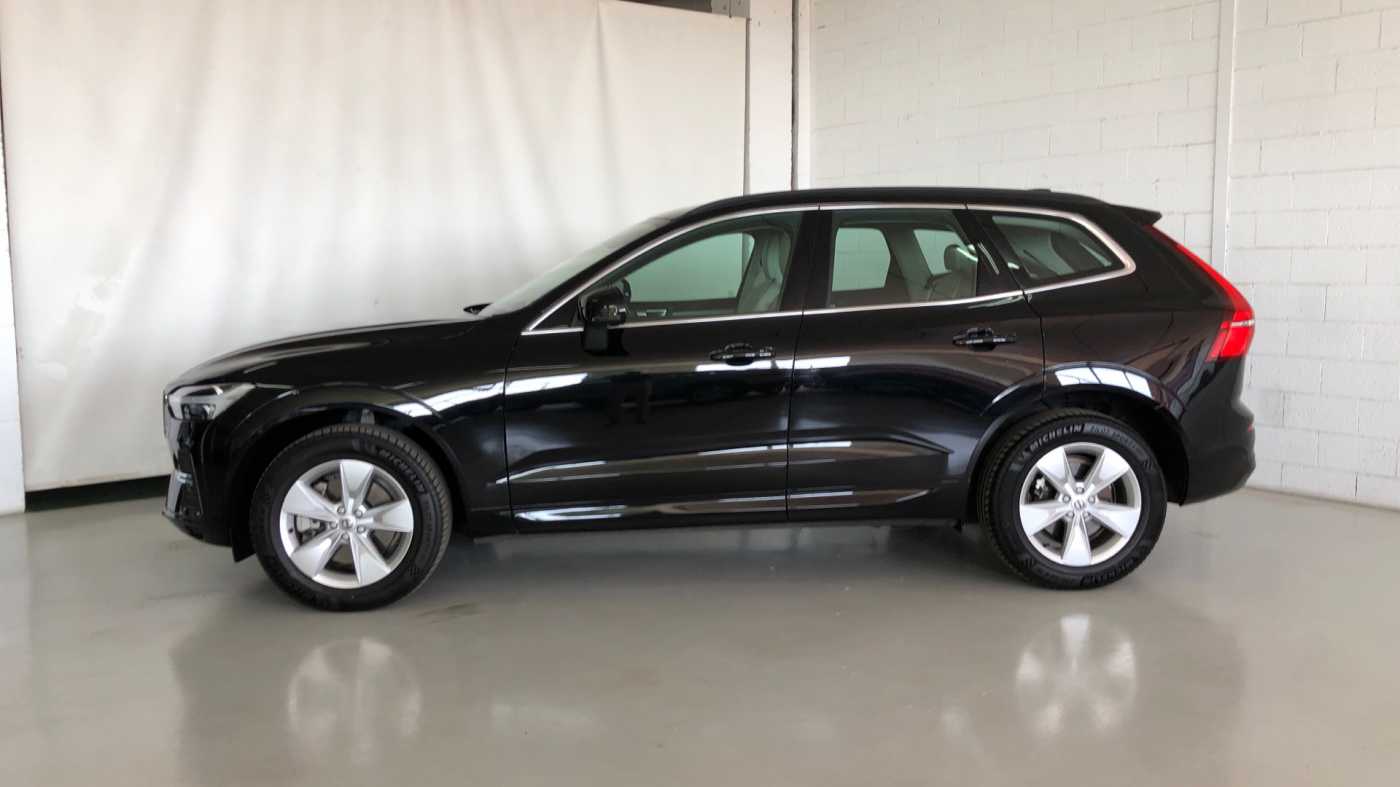 Volvo  XC60 Core, B4 Semihíbrido, Diésel