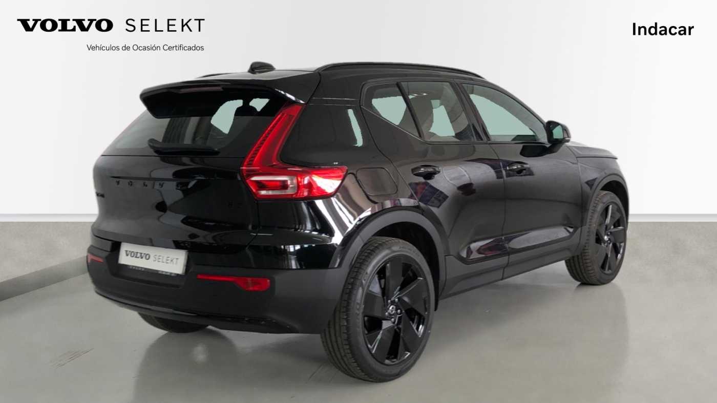 Volvo  XC40 Black Edition Plus, B3 Mild hybrid, Gasolina