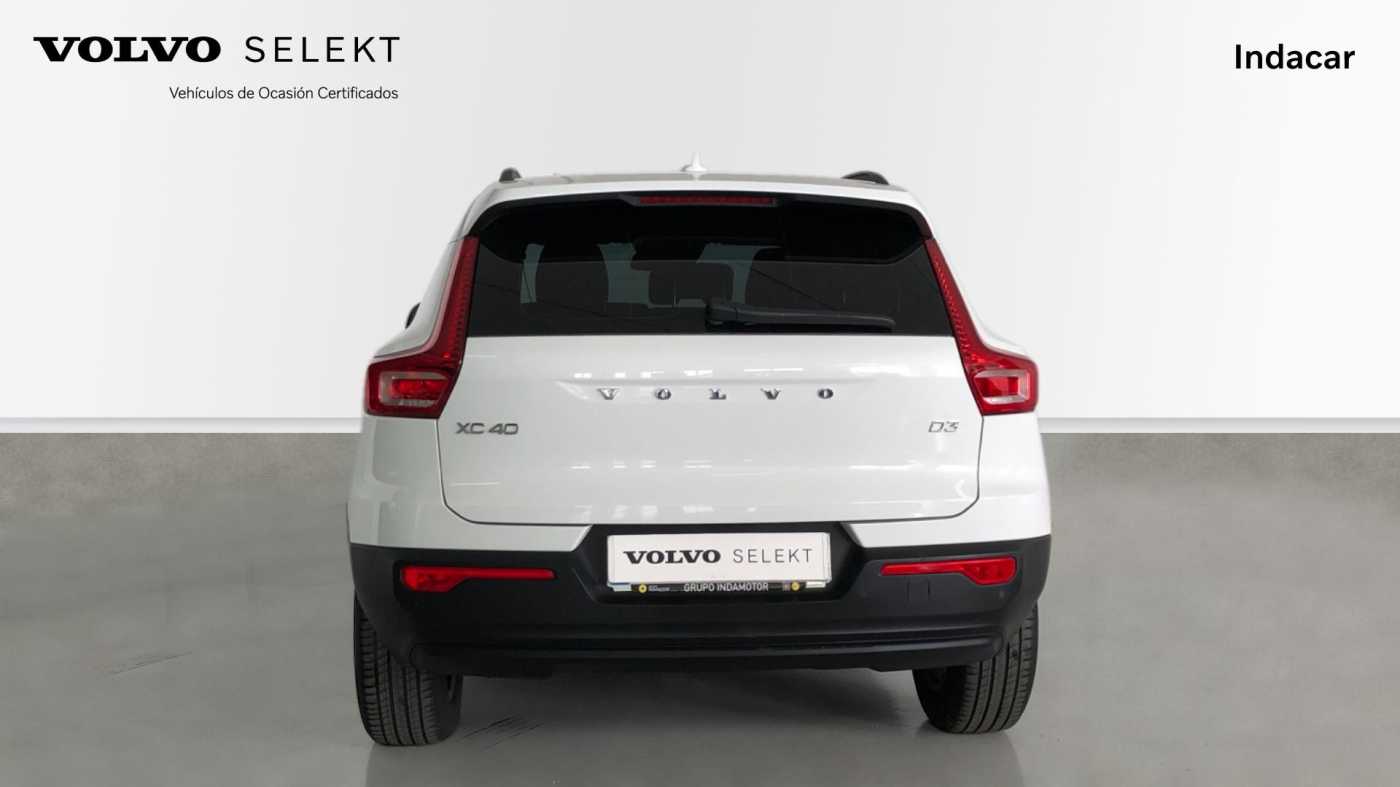 Volvo  XC40 D3  Manual