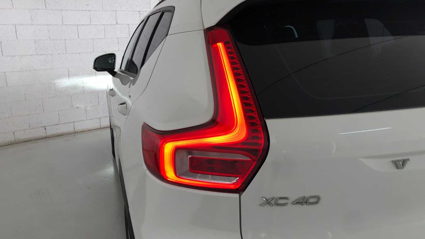 Volvo  XC40 D3  Manual