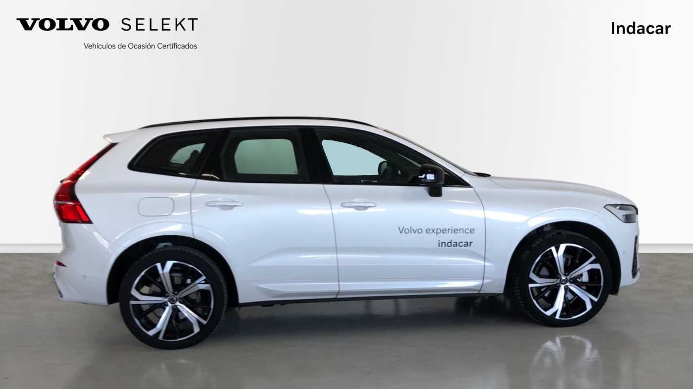 Volvo  XC60 Recharge Plus, T6 plug-in hybrid eAWD, Eléctrico/Gasolina, Dark