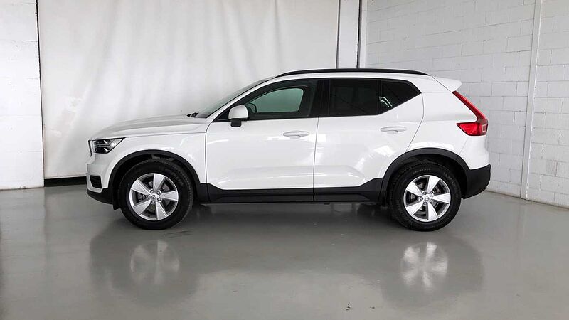 Volvo  XC40 D3  Manual